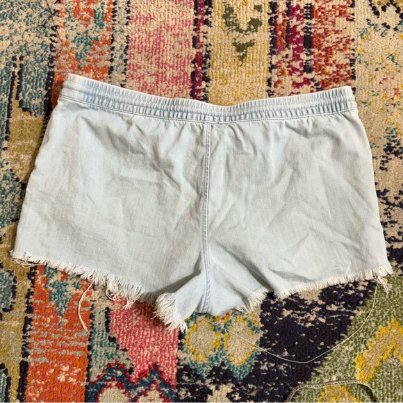 Aerie Women's XL Light Wash Pull On Denim Shorts Drawstring - Picture 2 of 6